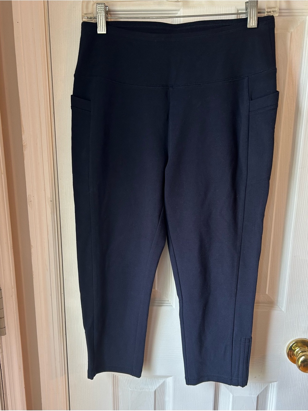 Talbots Navy Ponte Cropped Leggings